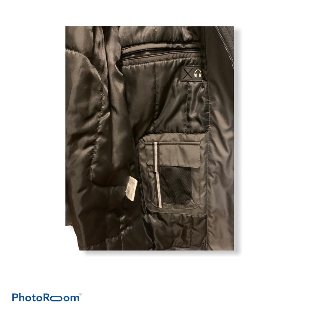 Jacket - Picture 3 of 5